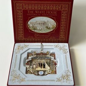 WHHA 2007 Christmas Ornament, The Wedding at the White House, The Mother's Kiss